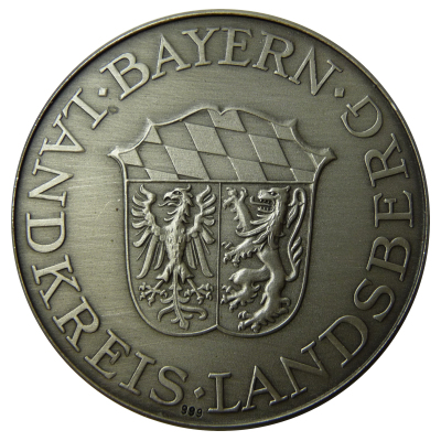 Verdienstmedaille Landkreis Landsberg aus knapp 49g Feinsilber Motivseite Verdienstmedaille Landkreis Landsberg aus knapp 49g Feinsilber Motivseite